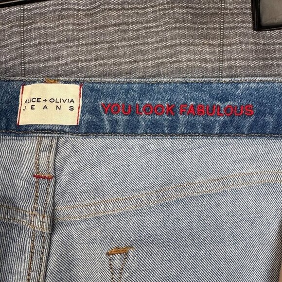 ALICE +OLIVIA Fabulous Mid Rise 70s Bootcut Jeans; Best Intentions Wash Size 30 - Picture 16 of 16